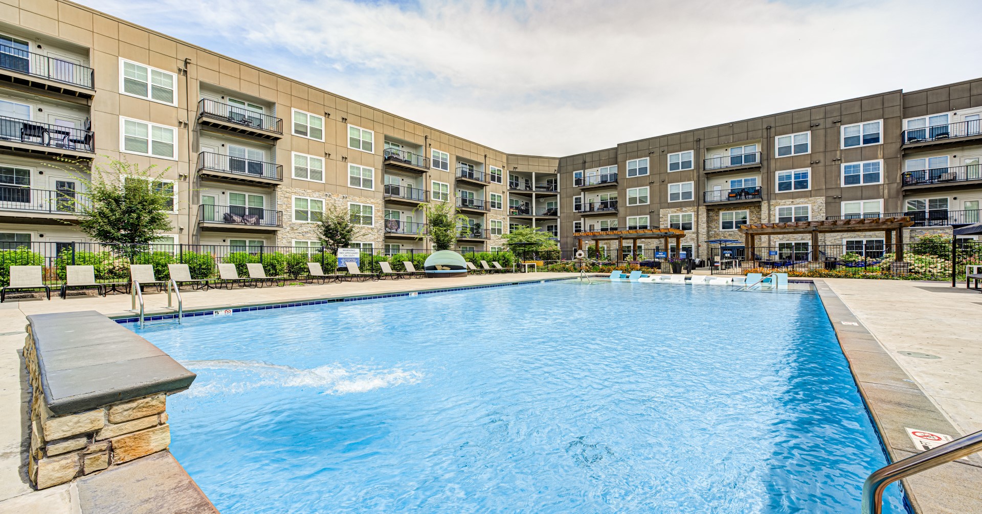 Verge Pool